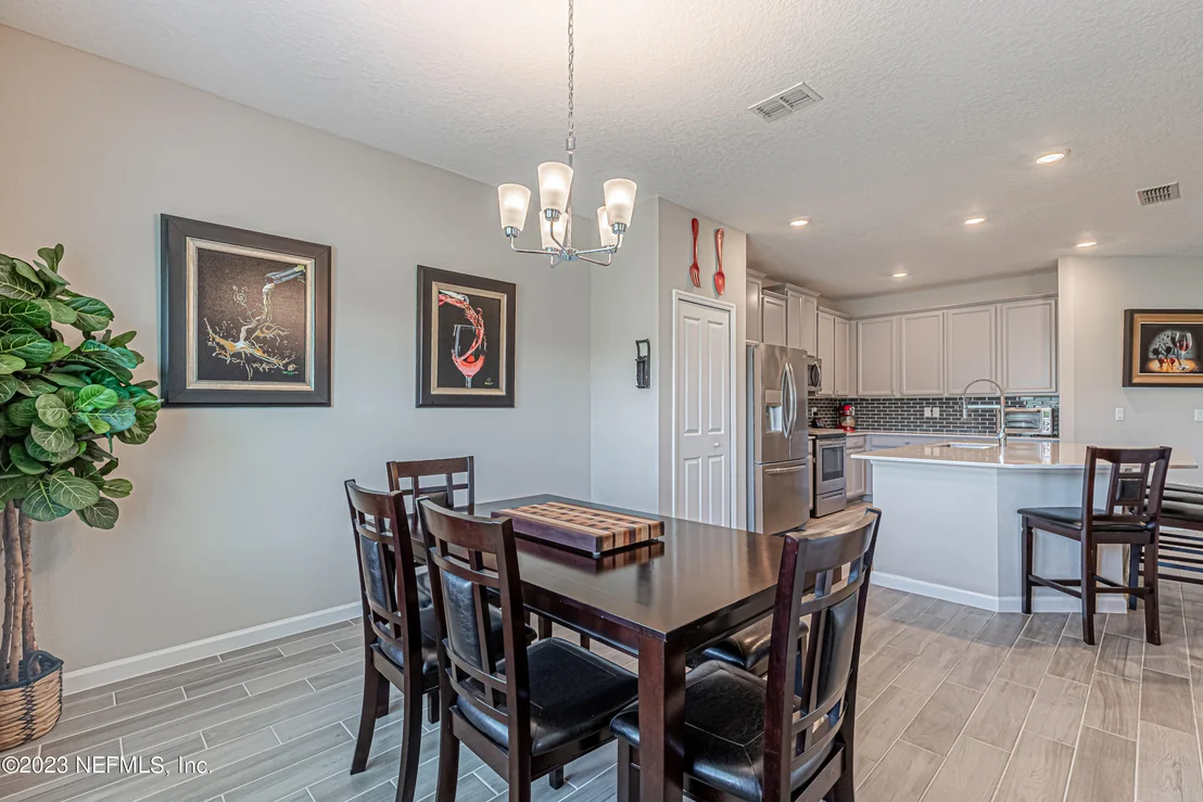 Photo of 9627 LOVAGE Lane
