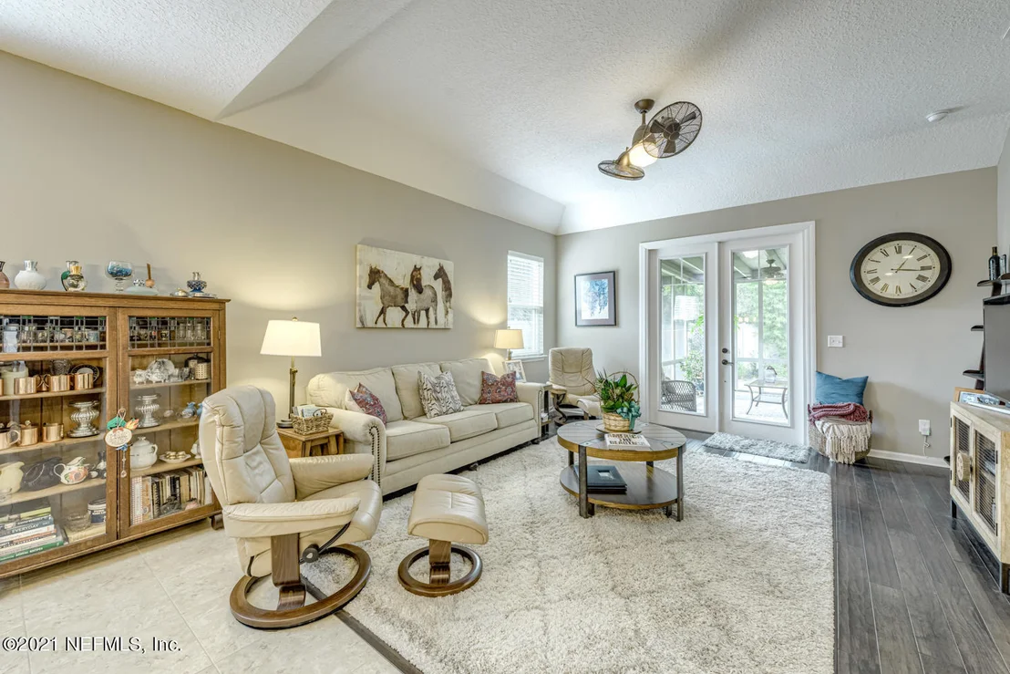 Photo of 214 PLAZA DEL RIO Drive