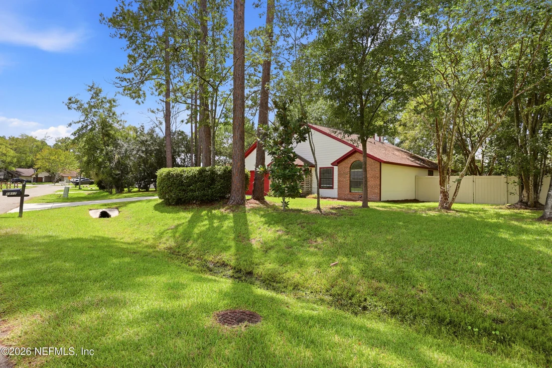 Photo of 1817 HEARTH Street
