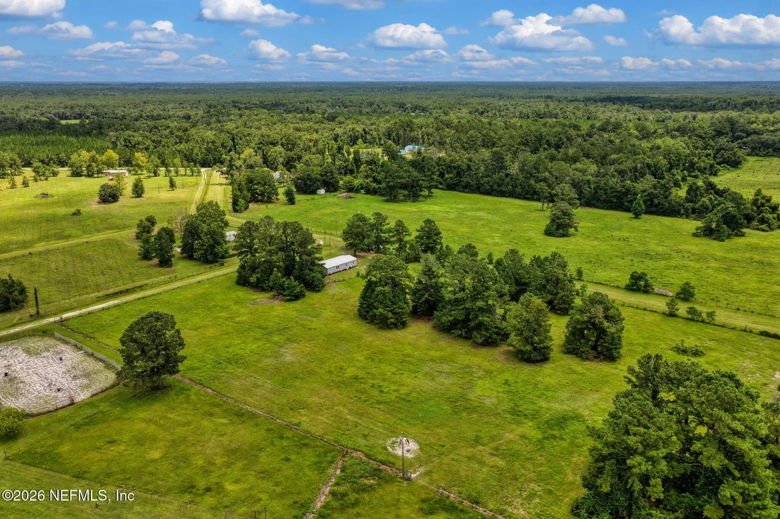 Photo of 6952 COUNTY ROAD 136A