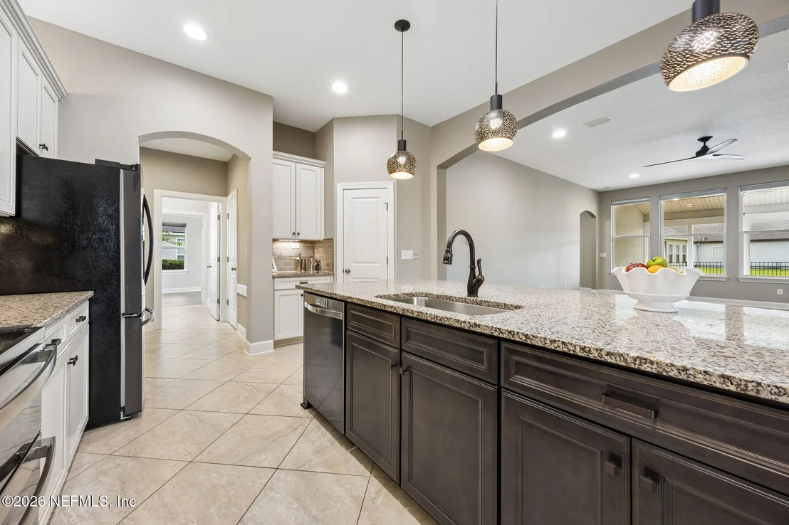 Photo of 1322 WARBLER Way