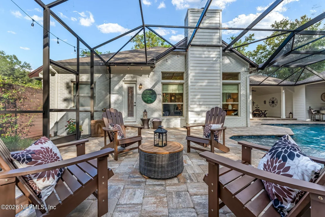 Photo of 1204 CREEK BEND Road