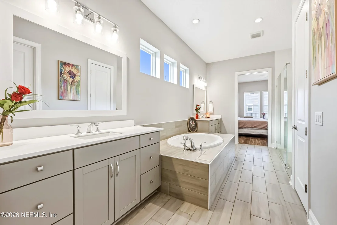 Photo of 383 PINE HAVEN Drive