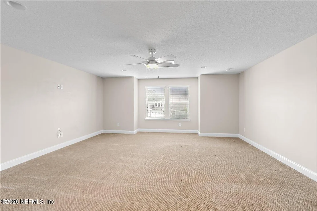 Photo of 160 GREENVIEW Lane