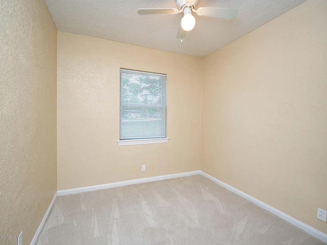 Photo of 430 GLYNLEA Road