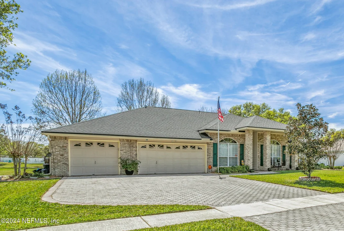 Photo of 128 IVY LAKES Drive