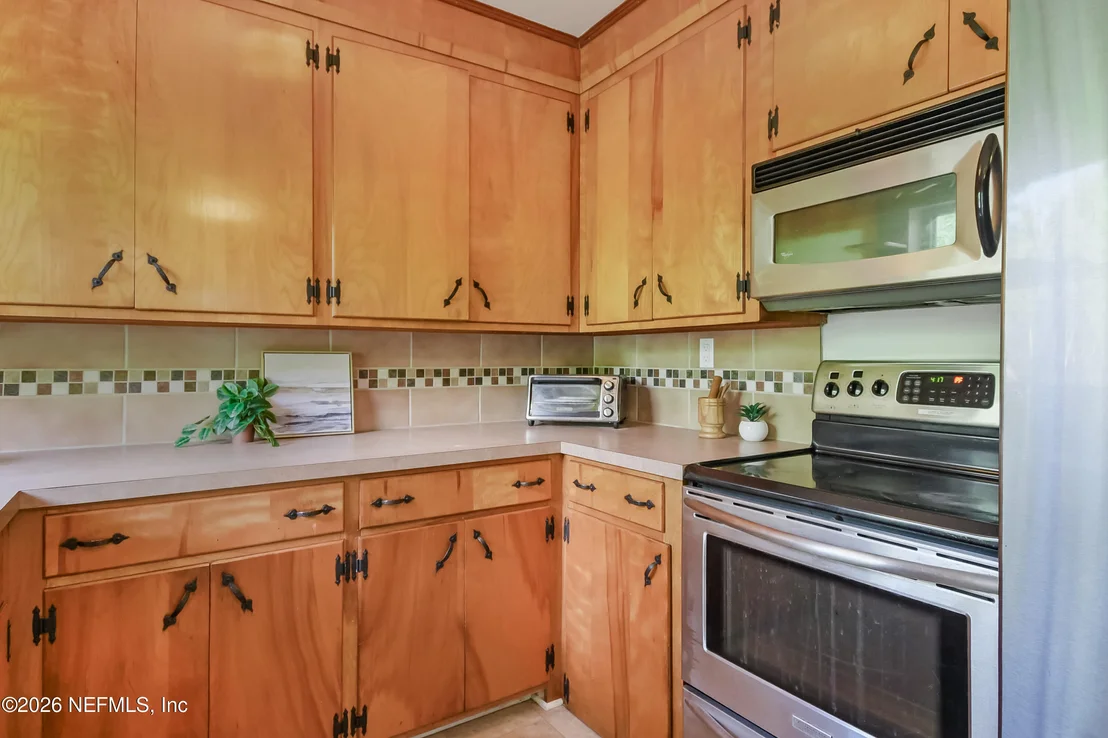 Photo of 244 RAVENSWOOD Drive