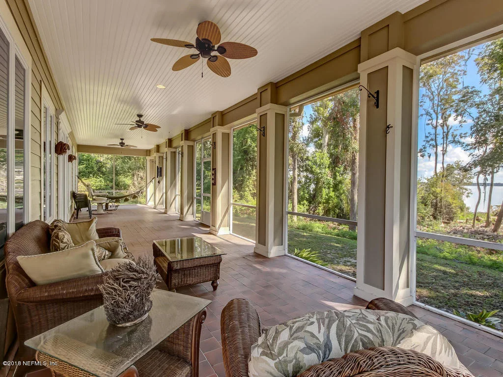 Photo of 595 W RIVER Road