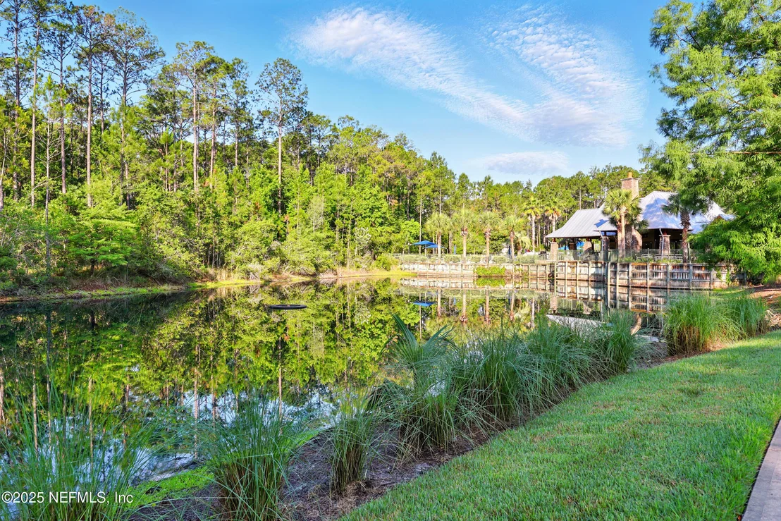 Photo of 372 JOHNS CREEK Parkway