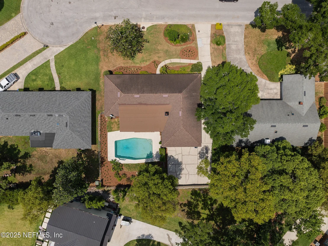 Photo of Unit 0 at 1228 OLD MILL Road