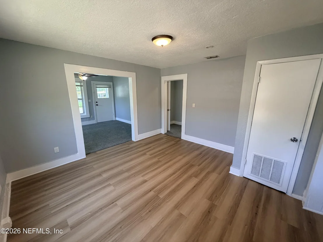 Photo of 3142 PENTON Street