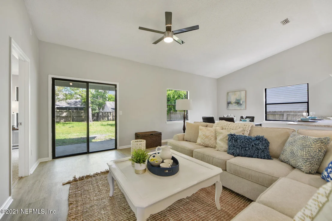 Photo of 8037 FLEUR DE LIS Drive