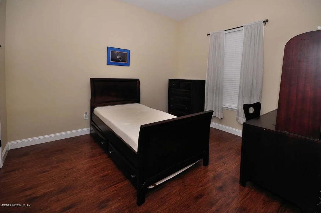 Photo of 112 STAPLEHURST Drive
