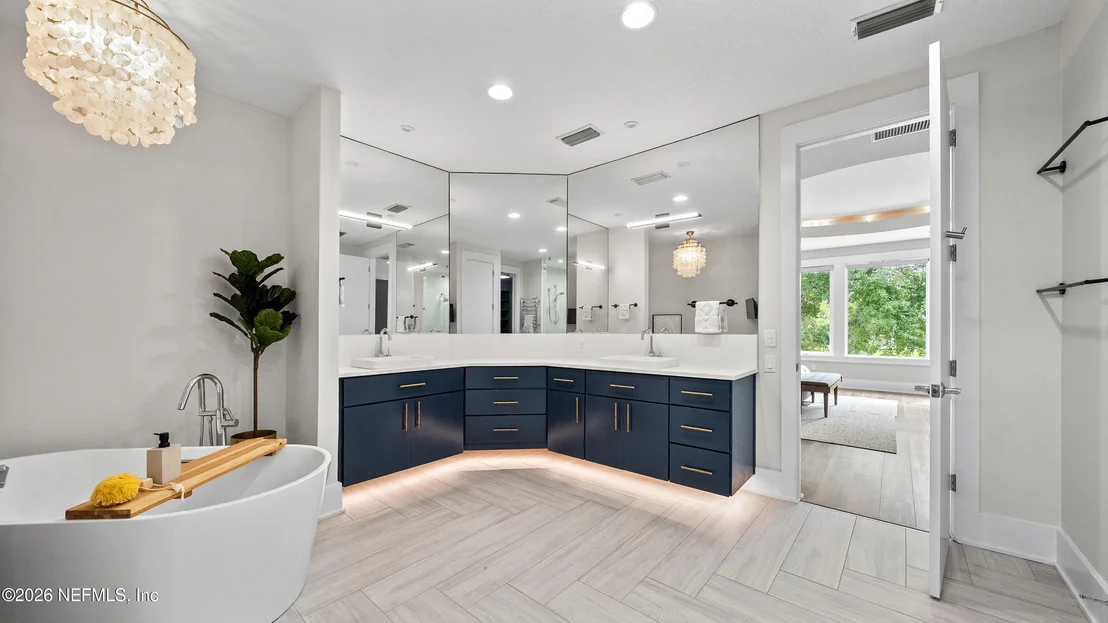 Photo of 781 QUEENS HARBOR Boulevard