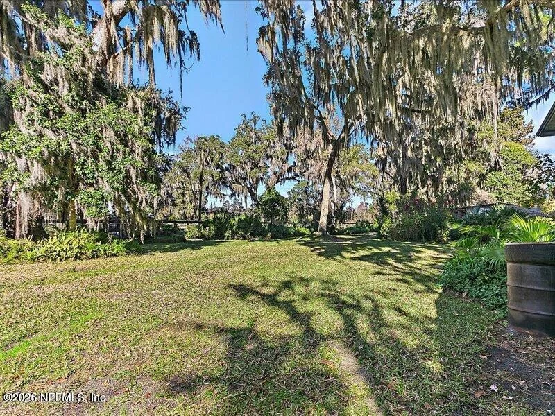 Photo of 8337 COLEE COVE Road