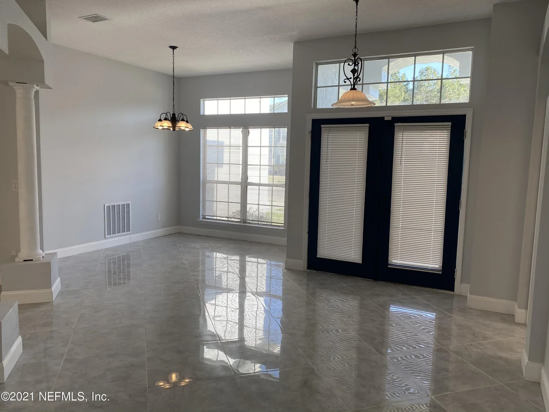 Photo of 10313 MEADOW POINT Drive