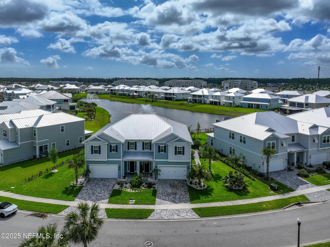 Photo of 560 RUM RUNNER Way