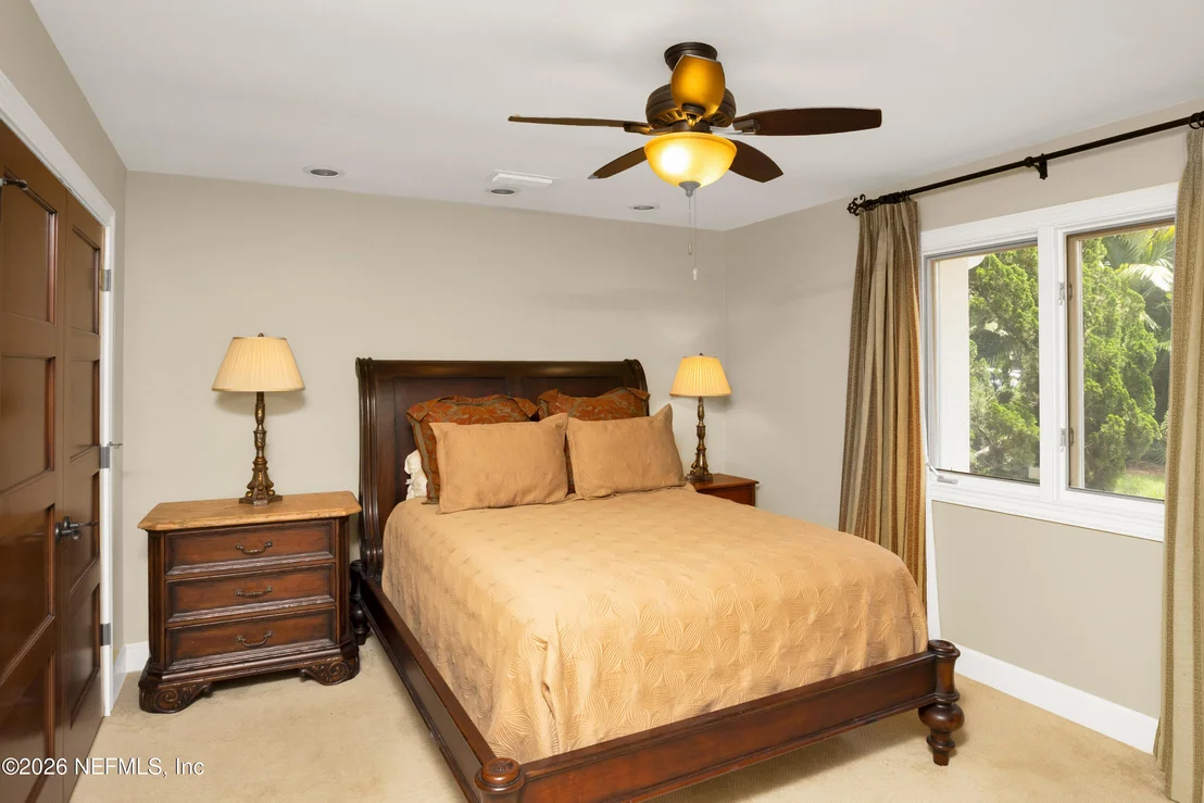 Photo of 33 CORONA Road