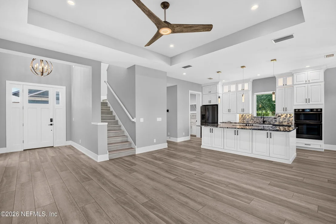 Photo of 121 SEASIDE Point