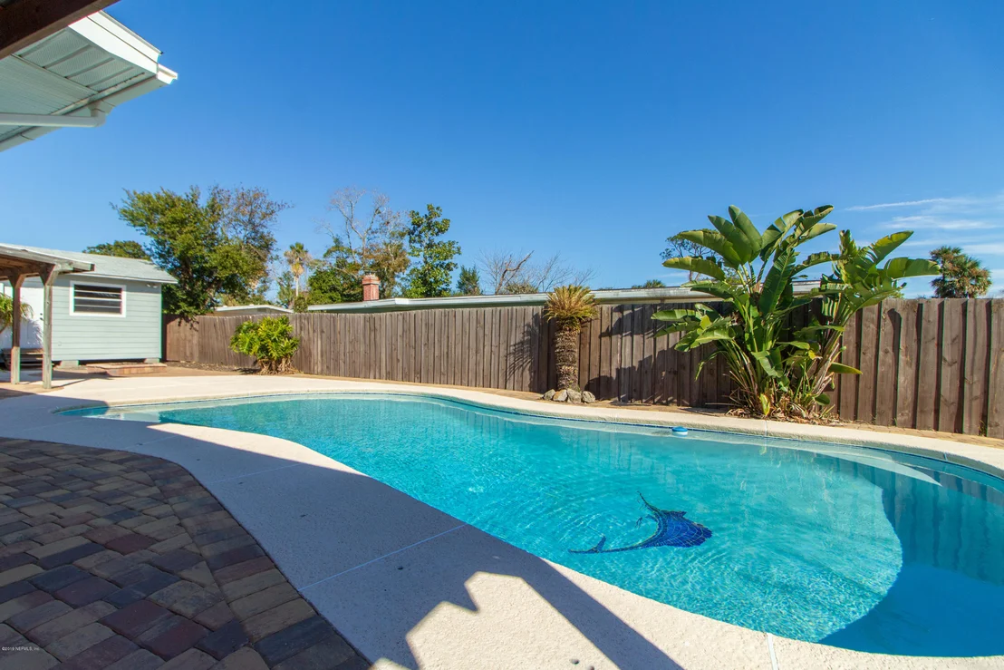 Photo of 705 PALM TREE Road