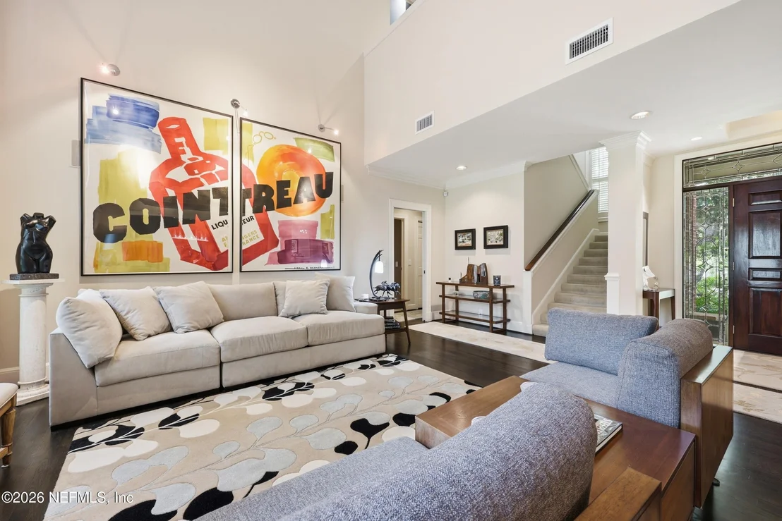 Photo of 2656 BEAUCLERC Road