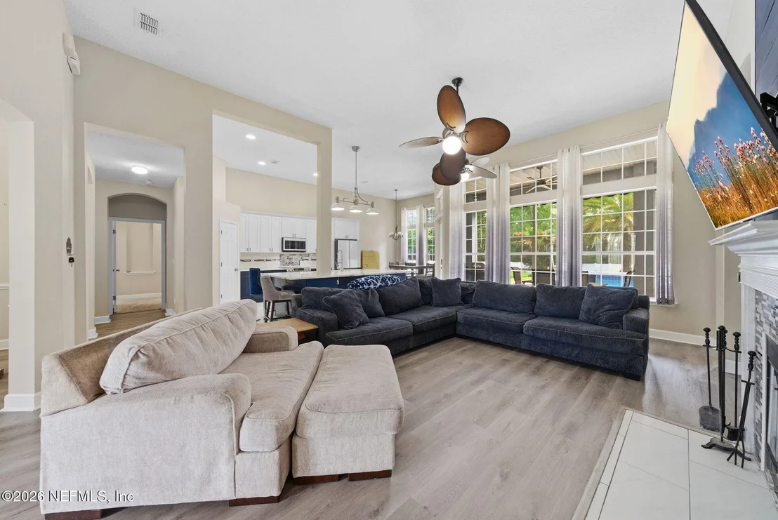 Photo of 7907 DAWSONS CREEK Drive