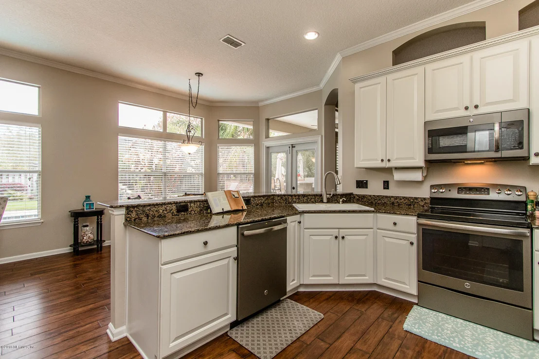 Photo of 1884 BLUEBONNET Way