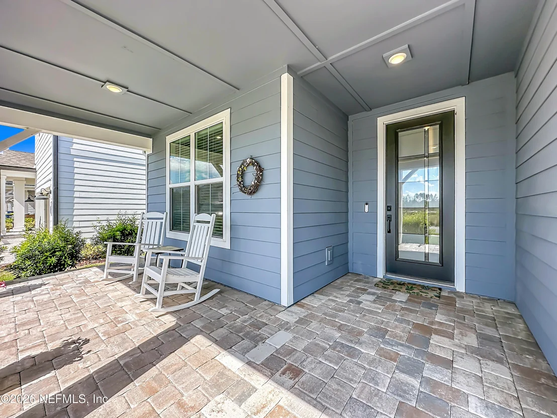 Photo of 426 HAWTHORN PARK Circle