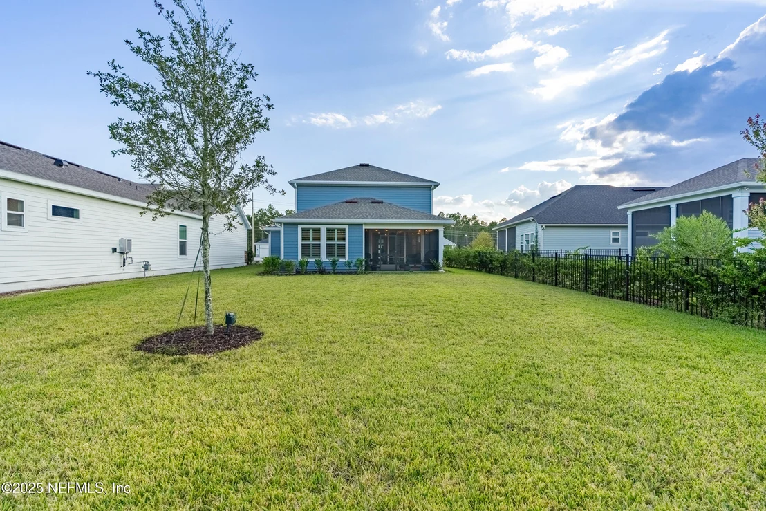 Photo of 43 PATHWAY Court