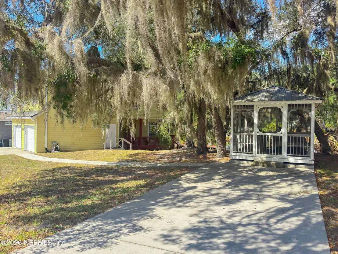 Photo of 295 MAXWELL Drive