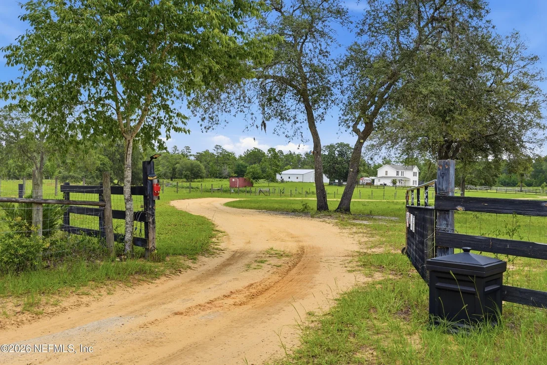 Photo of 8449 STATE ROAD 100
