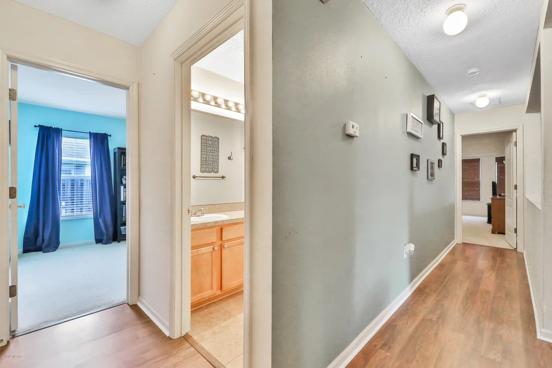Photo of 1452 HEATHER Court