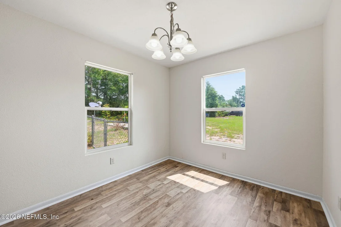 Photo of 107 MILTON Avenue