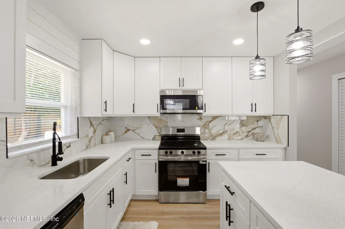 Photo of 5746 TEMPEST Street