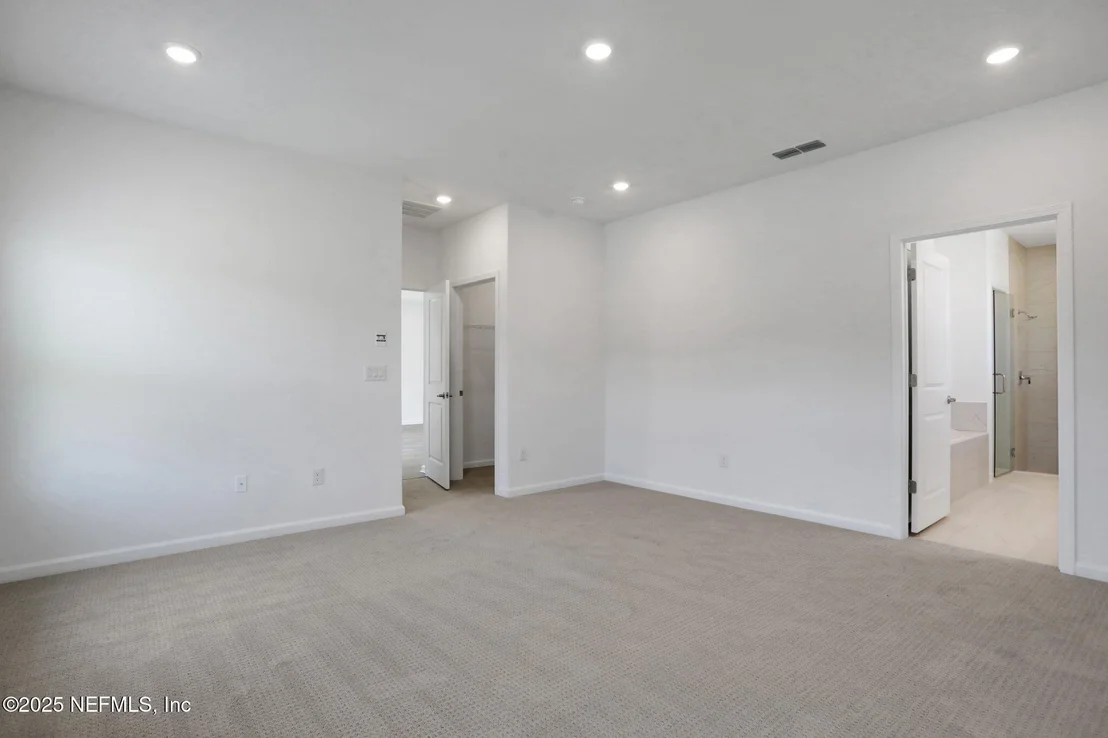 Photo of 161 CEDAR KNOLL Circle