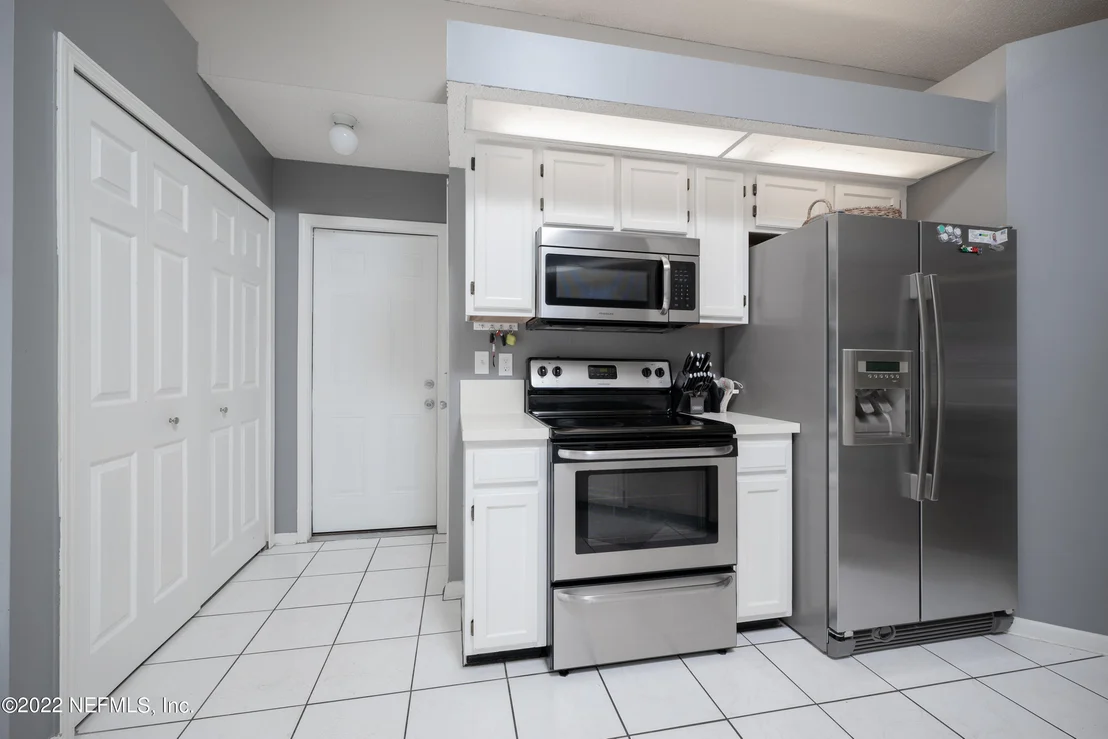 Photo of 387 WILLOW GREEN Drive