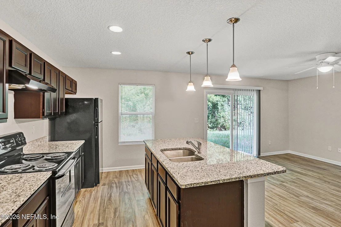 Photo of 3888 BOLT Avenue