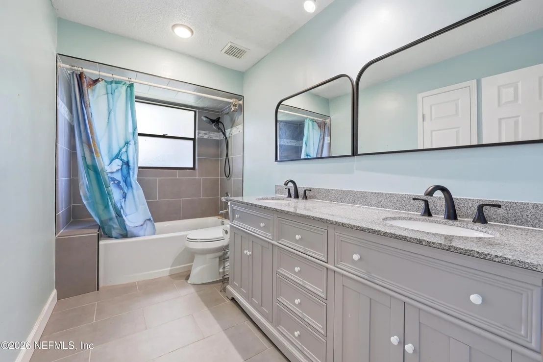 Photo of 346 FOXRIDGE Road