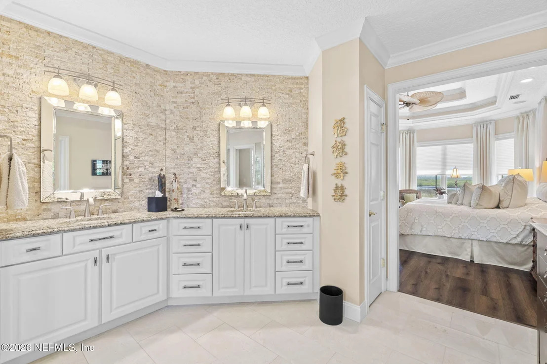 Photo of 170 HERONS NEST Lane