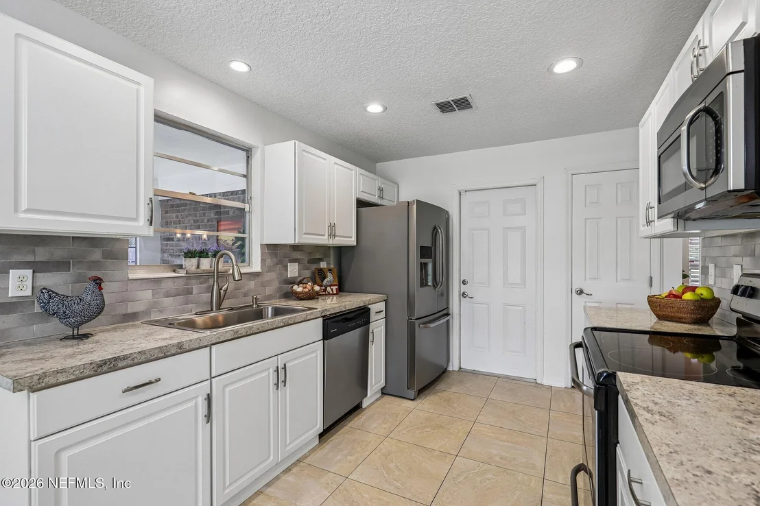 Photo of 2387 PERTH Drive