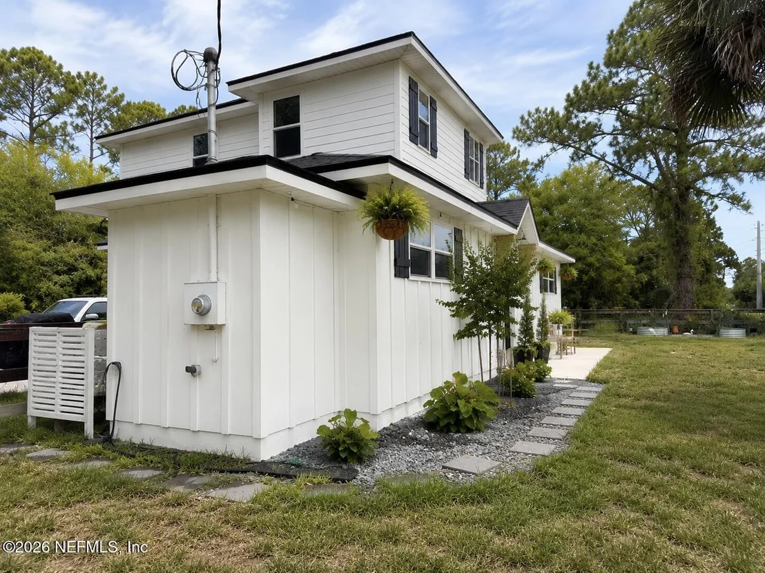 Photo of 1200 N CLAY Street