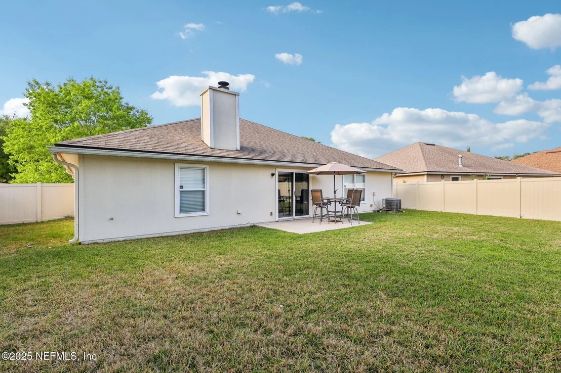 Photo of 9425 STAPLEHURST Drive
