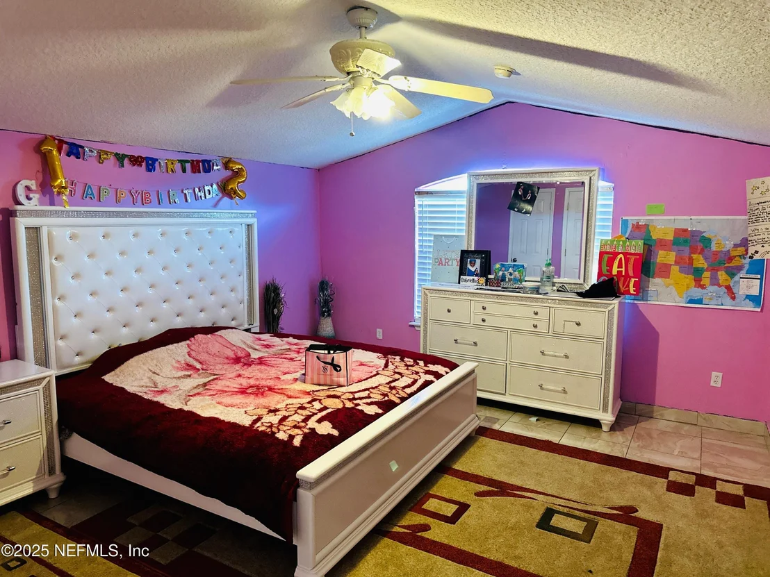 Photo of 351 SUMMIT Drive