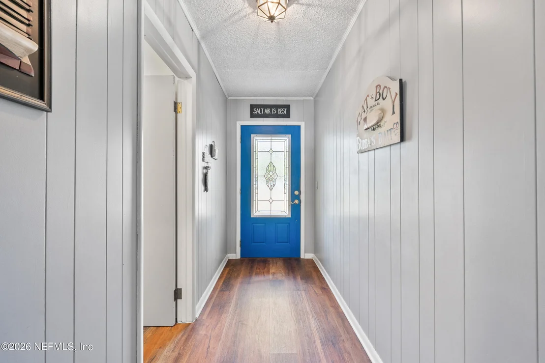 Photo of 5992 HECKSCHER Drive