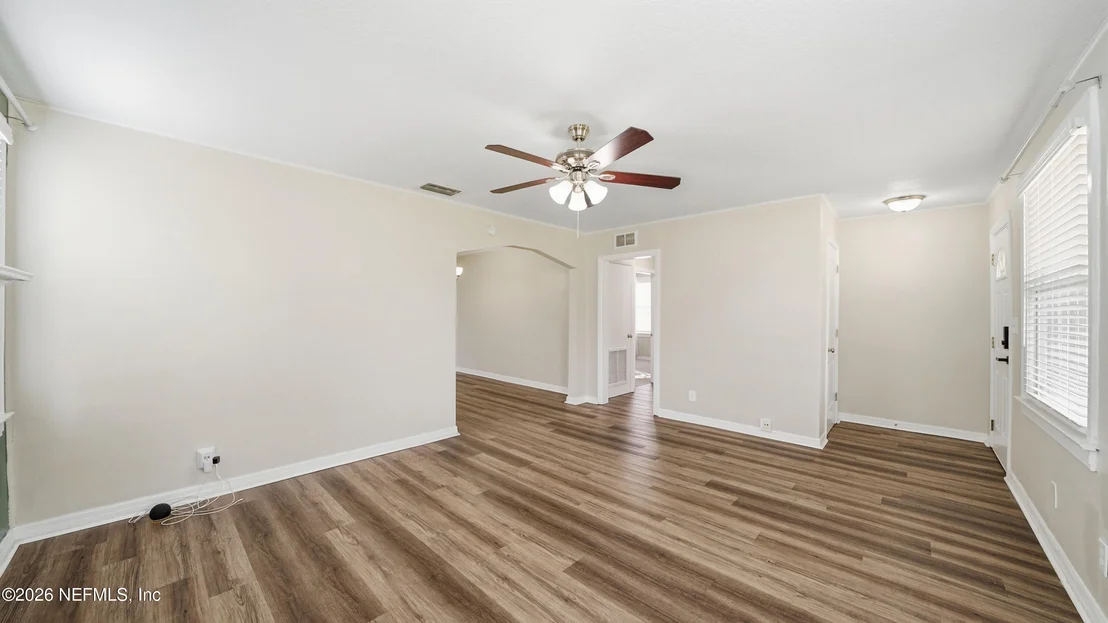 Photo of 509 MURRAY Drive