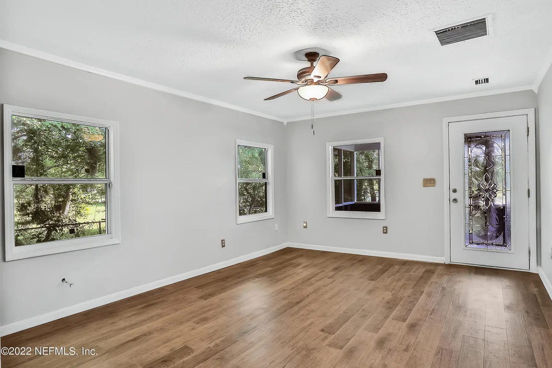 Photo of 2918 Jones Road