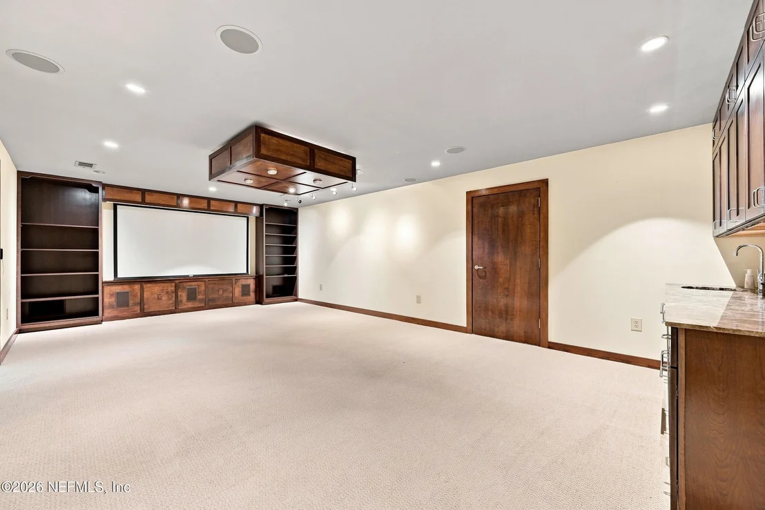 Photo of 715 RIO LINDO Drive