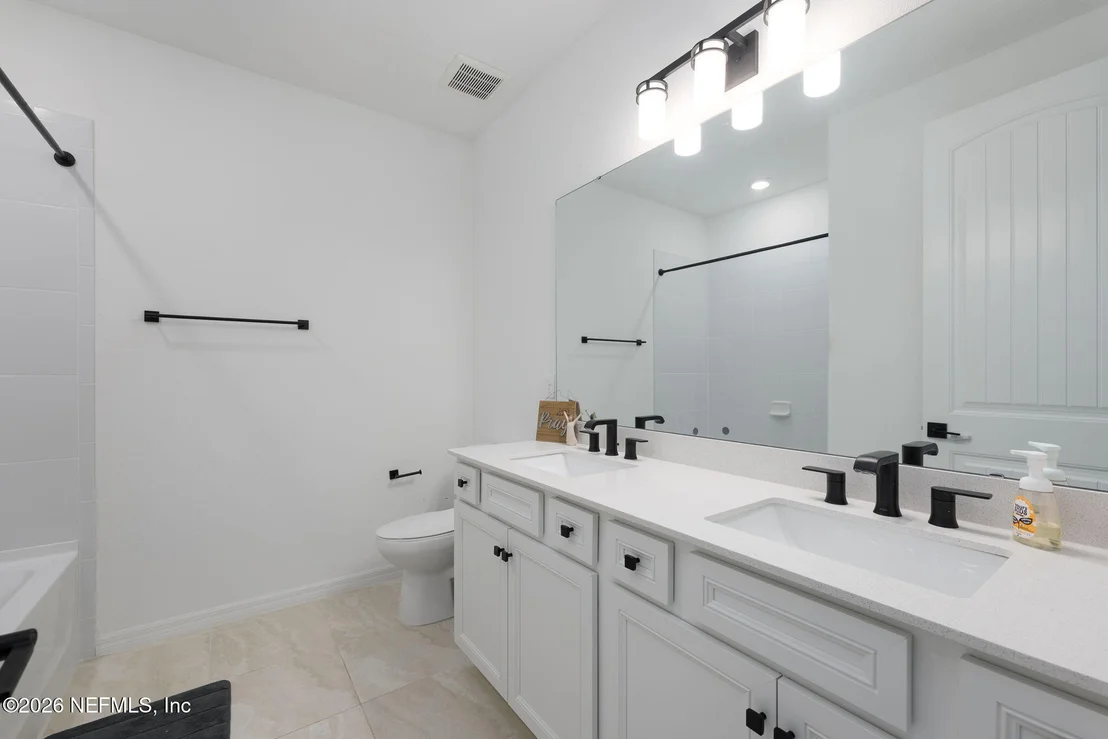 Photo of 12464 CLAPBOARD BLUFF Trail