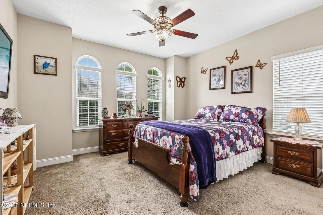 Photo of 910 LAUREL VALLEY Drive
