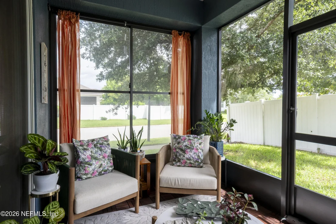 Photo of 7002 AZALEA GROVE Drive